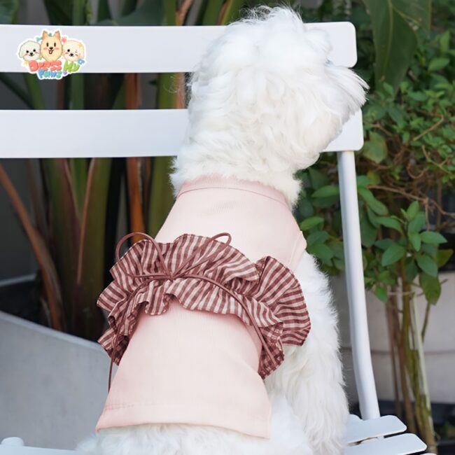 JA2513 95-101 (5) Gestreifter Hundepullover mit Rüschen – Weich, Elegant & Verspielt